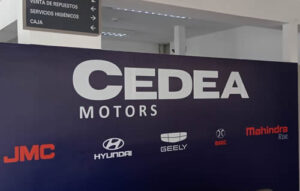 oficinas de recepcion en taller mecanico cedea motors
